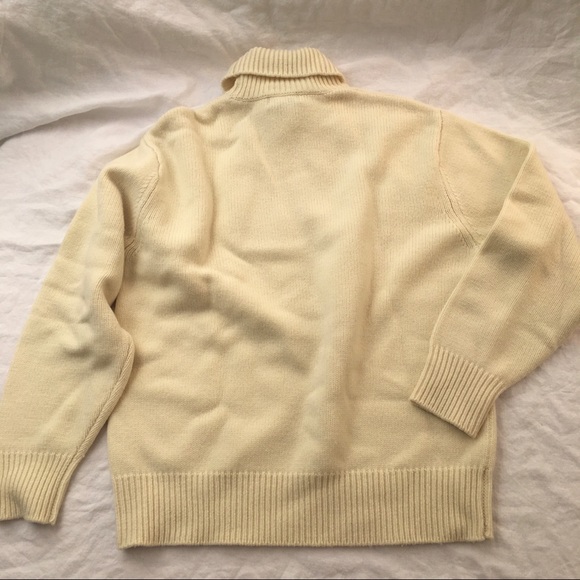 Orvis 100% Lambswool Cream Turtleneck Sweater - Picture 4 of 5
